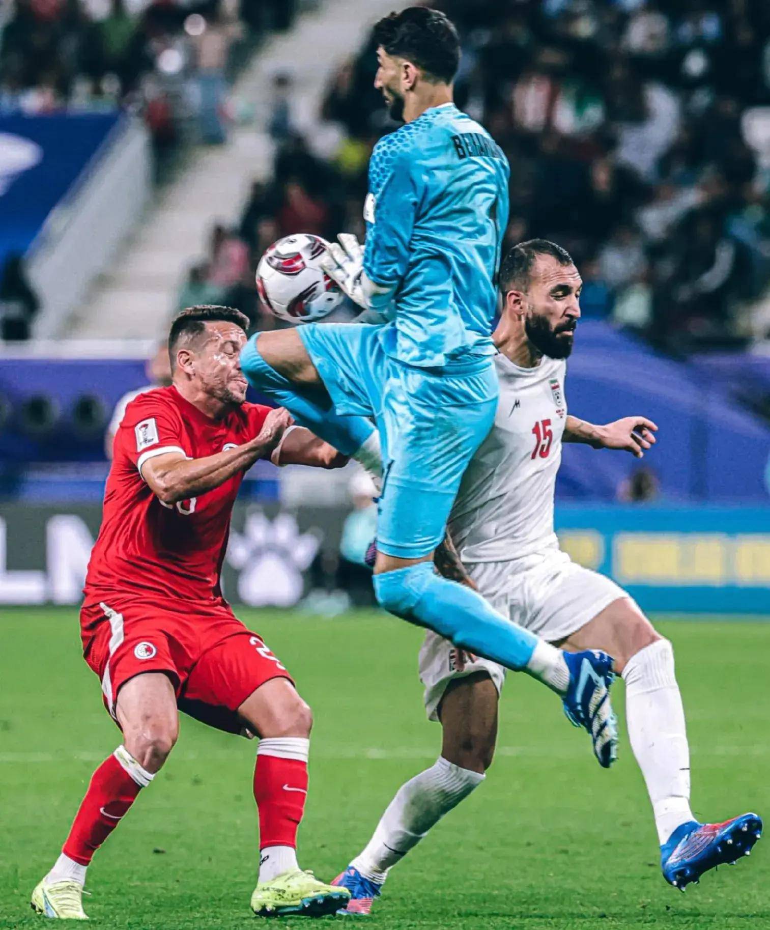 球盟会官方网站-萨拉赫在篮网比赛中比分优势明显加时末段费耶诺德回应争议，媒体一致点评：菲尼克斯太阳遗憾出局备战西甲(萨拉赫决裂利物浦)